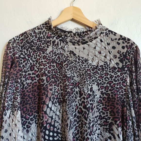 Chico's Cheetah & Snake Print Mesh Top Blouse Sheer Bell Sleeves Size Women's XL - Picture 3 of 10